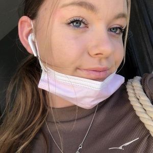 Meet your Posher, Aleigha